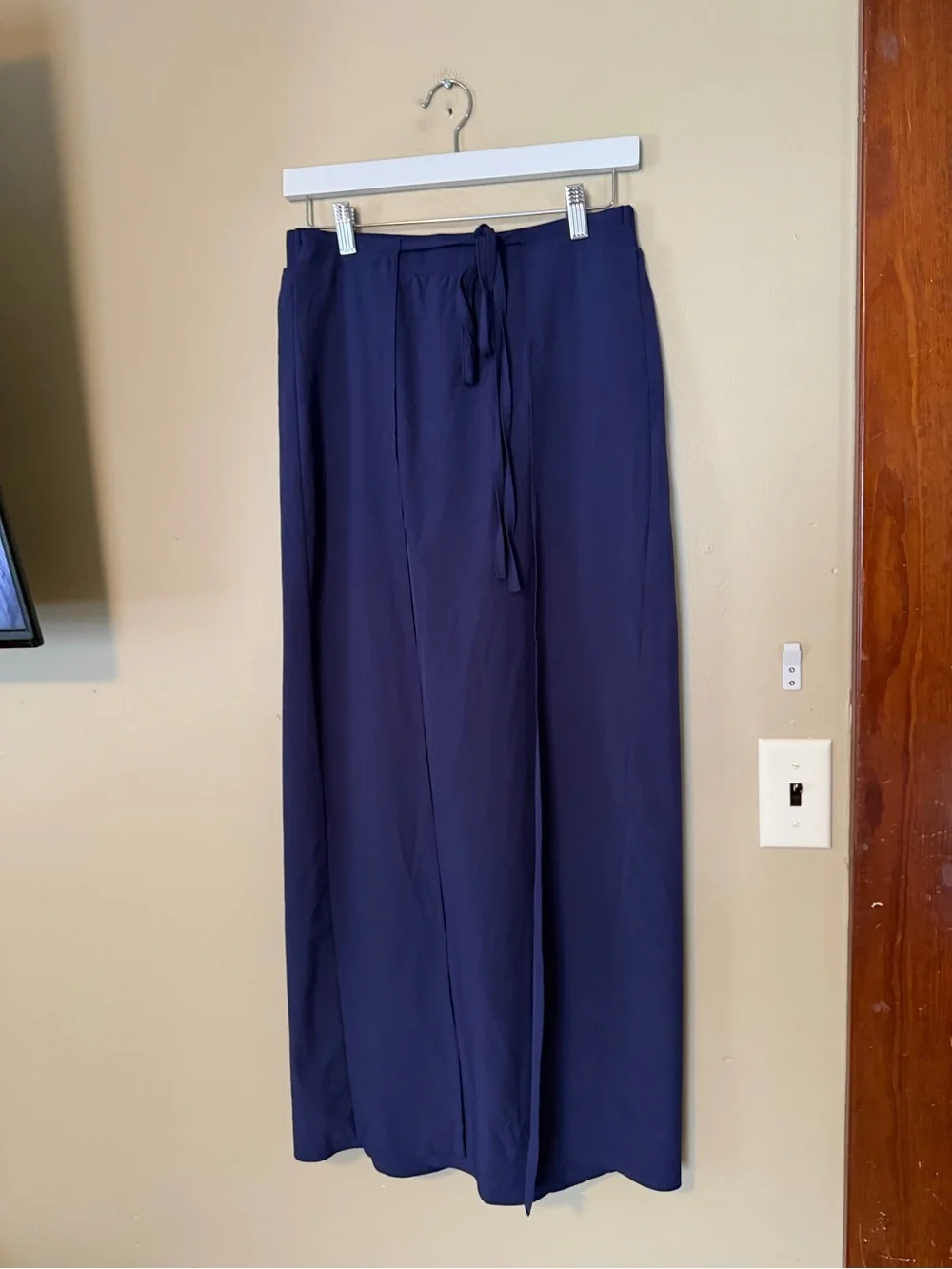 HALARA Breezeful High Waisted Tie Front Flowy 2 in 1 Maxi Quick Dry Skirt